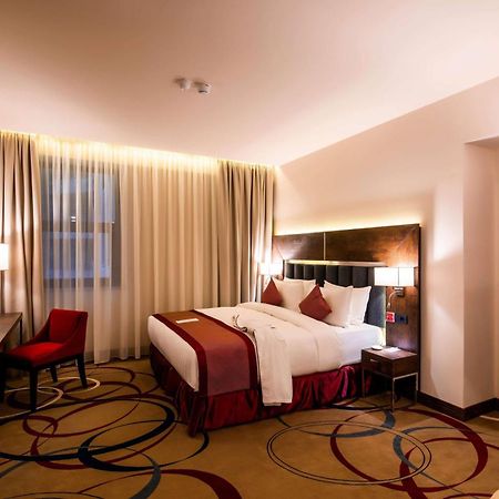 Ramada Hotel & Suites By Wyndham Jerevan Eksteriør bilde