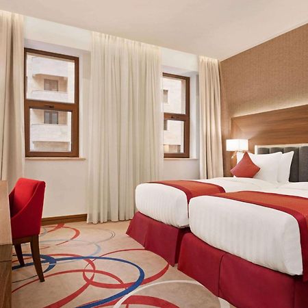 Ramada Hotel & Suites By Wyndham Jerevan Eksteriør bilde