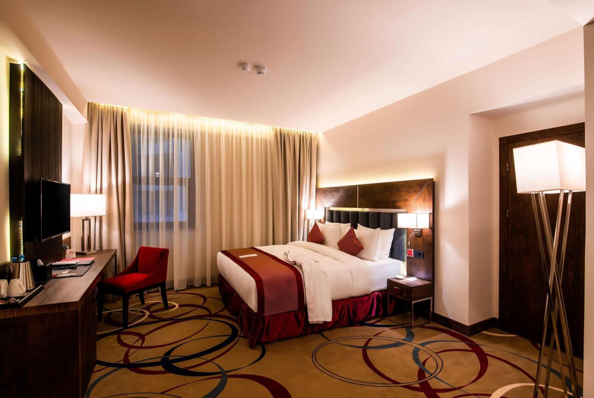 Ramada Hotel & Suites By Wyndham Jerevan Eksteriør bilde