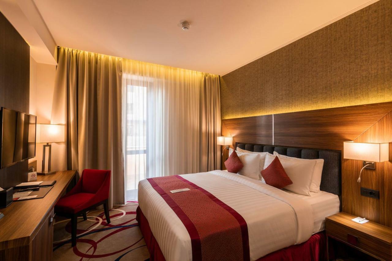 Ramada Hotel & Suites By Wyndham Jerevan Eksteriør bilde