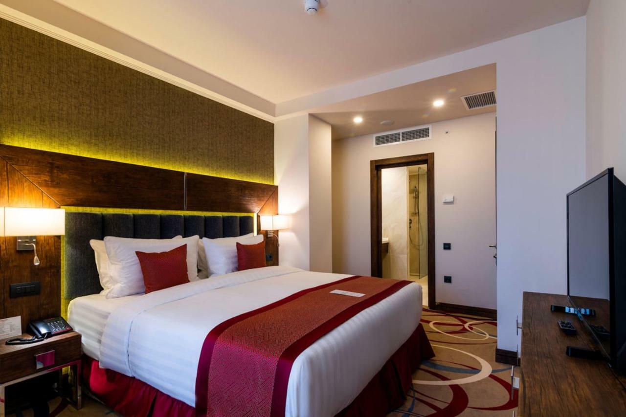 Ramada Hotel & Suites By Wyndham Jerevan Eksteriør bilde