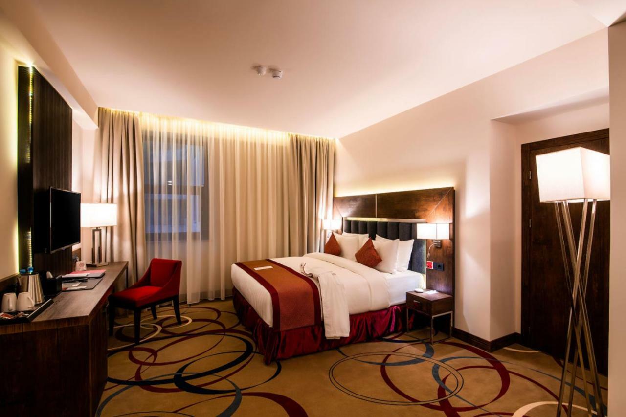 Ramada Hotel & Suites By Wyndham Jerevan Eksteriør bilde